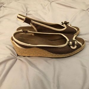 Brown Naturalizer Wedges